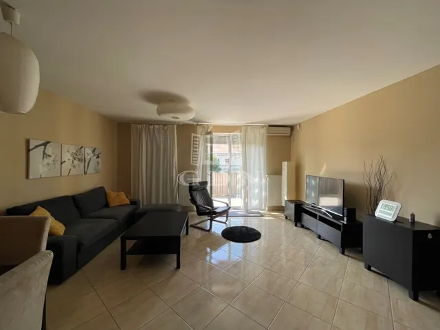 Kiadó lakás Székesfehérvár, Belváros 72 nm