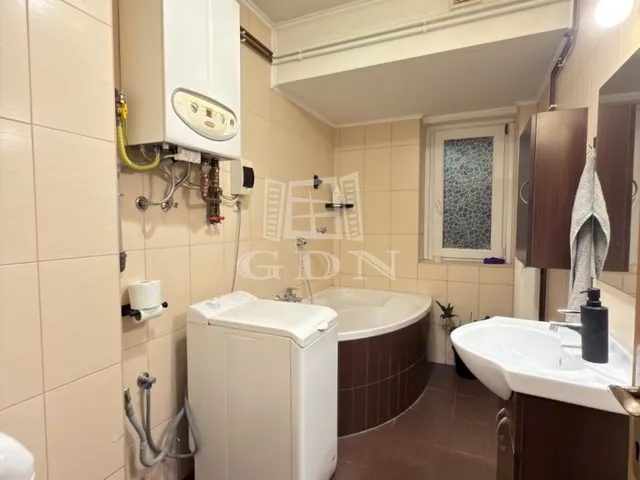 Kiadó lakás Székesfehérvár, Belváros 52 nm