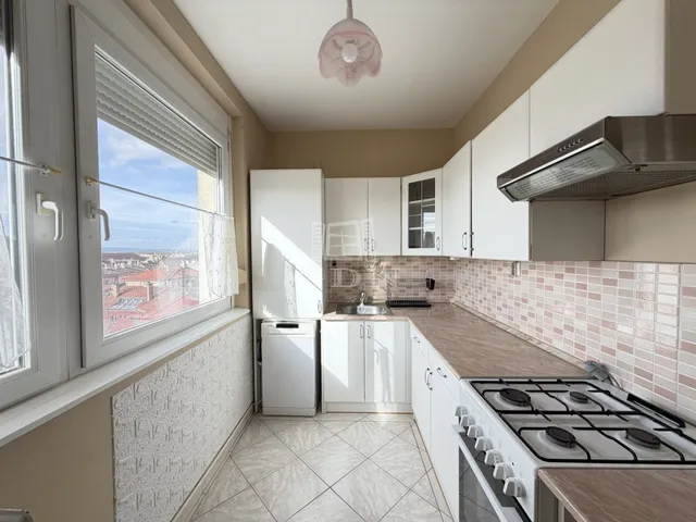 Kiadó lakás Székesfehérvár, Belváros 62 nm