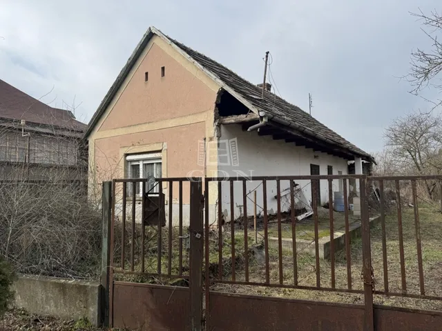 Eladó ház Sárosd 70 nm