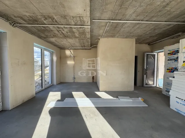 Eladó kereskedelmi és ipari ingatlan Gárdony 43 nm