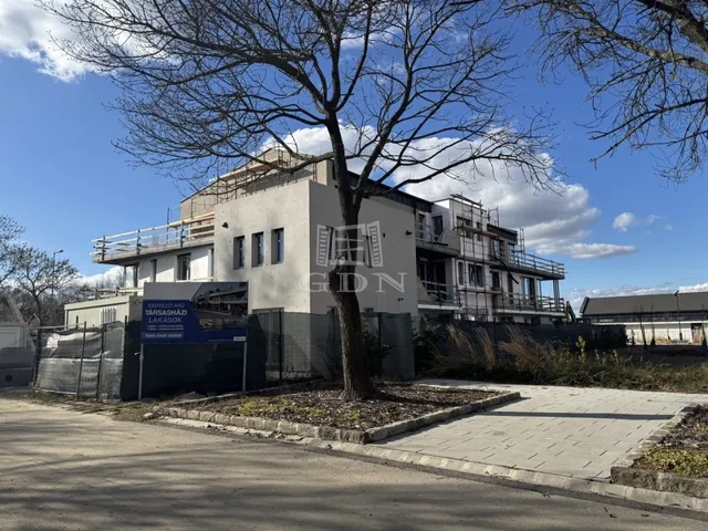 Eladó kereskedelmi és ipari ingatlan Gárdony 128 nm