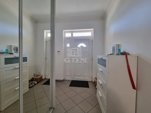 Eladó ház Székesfehérvár, Felsőváros 200 nm