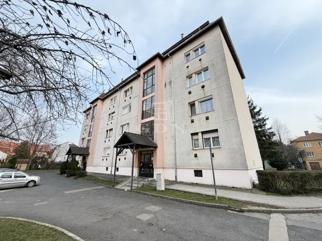 Kiadó lakás Székesfehérvár, Belváros 46 nm