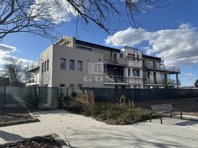 Kiadó kereskedelmi és ipari ingatlan Gárdony 38 nm