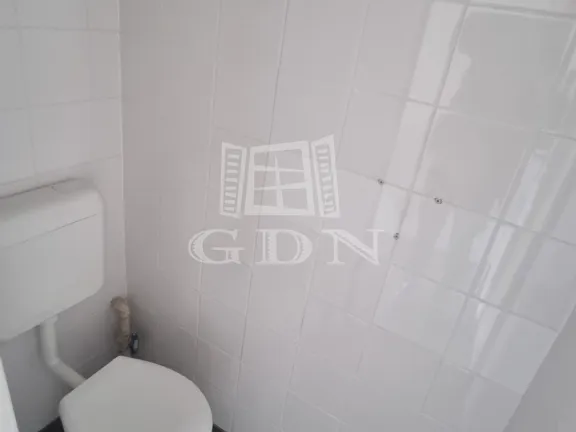 Kiadó kereskedelmi és ipari ingatlan Székesfehérvár, Palotaváros 130 nm