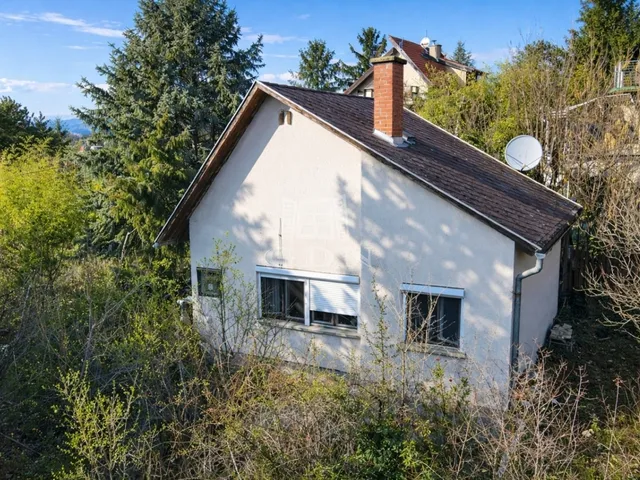 Eladó üdülő és hétvégi ház Balatonakarattya 32 nm