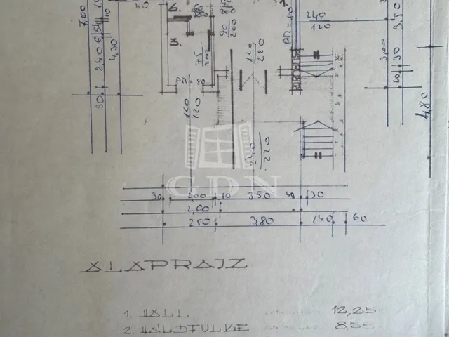 Eladó üdülő és hétvégi ház Balatonakarattya 32 nm