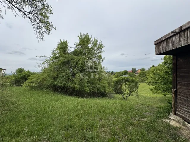Eladó telek Csókakő 1849 nm