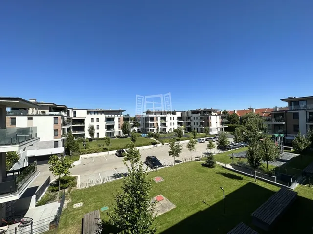 Kiadó lakás Székesfehérvár, Öreghegy 69 nm