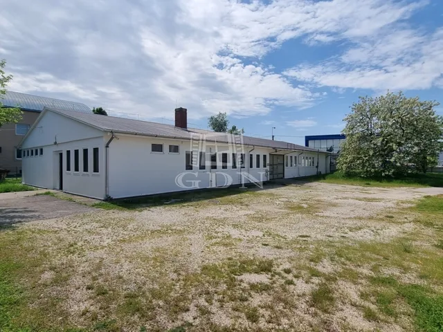 Kiadó kereskedelmi és ipari ingatlan Székesfehérvár, Búrtelep 500 nm