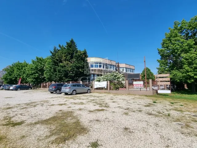 Kiadó kereskedelmi és ipari ingatlan Székesfehérvár 500 nm