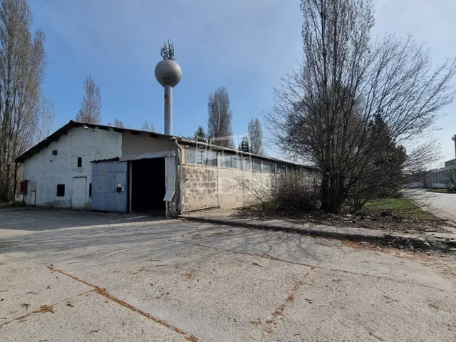 Kiadó kereskedelmi és ipari ingatlan Székesfehérvár 696 nm