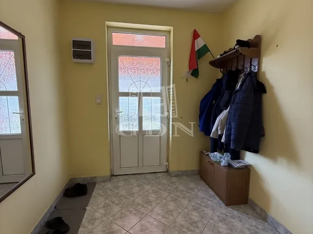 Eladó ház Székesfehérvár, Feketehegy 175 nm