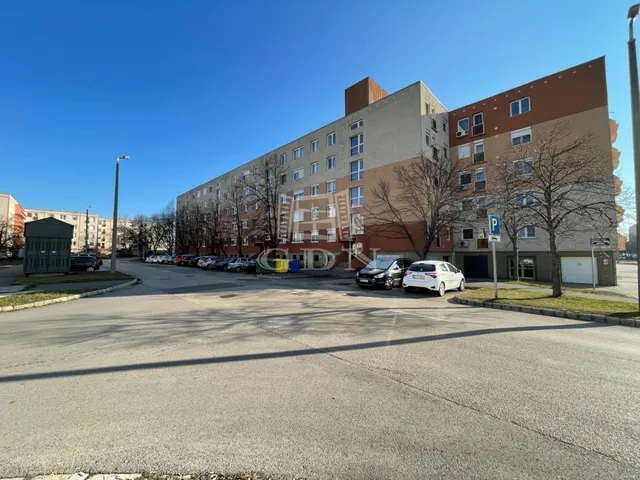 Kiadó lakás Székesfehérvár, Palotaváros 64 nm