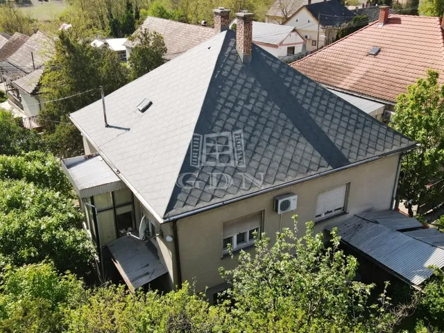 Eladó ház Enying 170 nm