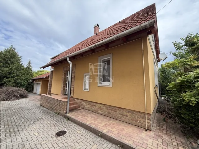 Eladó ház Székesfehérvár, Öreghegy 110 nm