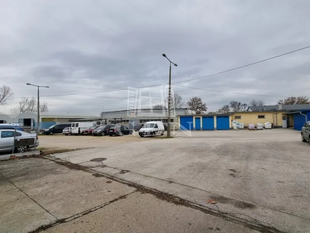 Kiadó kereskedelmi és ipari ingatlan Székesfehérvár, Alsóváros 197 nm