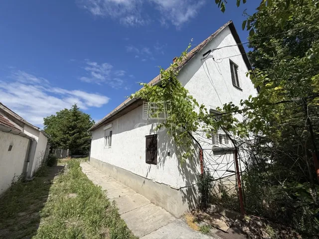 Eladó ház Székesfehérvár, Szárazrét 100 nm