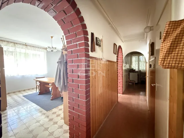 Eladó ház Székesfehérvár, Szárazrét 100 nm