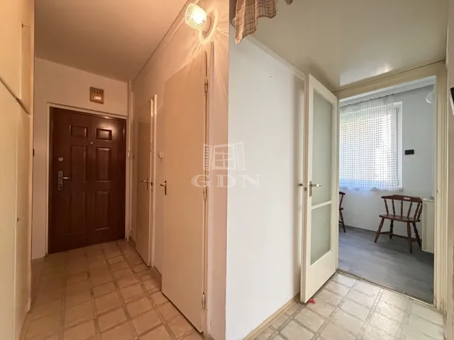 Kiadó lakás Székesfehérvár, Víziváros 54 nm