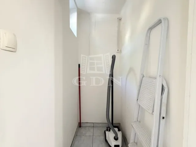 Eladó lakás Székesfehérvár, Belváros 51 nm