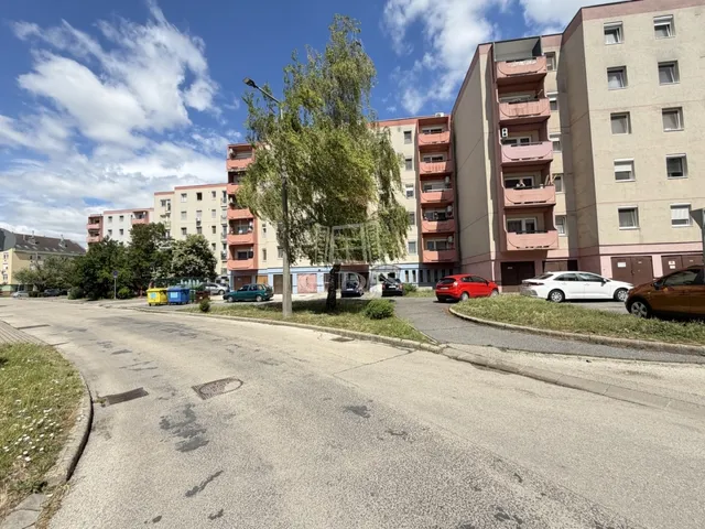 Eladó lakás Székesfehérvár, Palotaváros 67 nm
