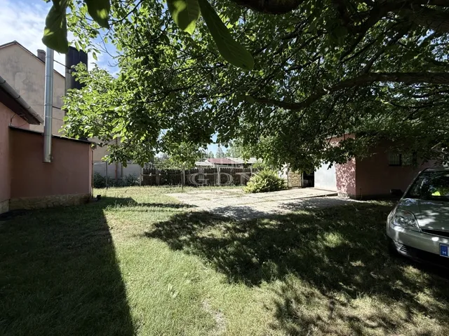 Eladó ház Székesfehérvár, Feketehegy 80 nm