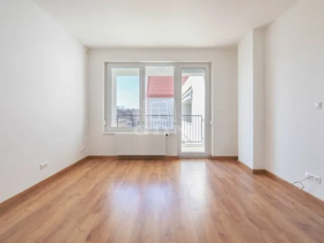 Kiadó lakás Székesfehérvár, Felsőváros 130 nm