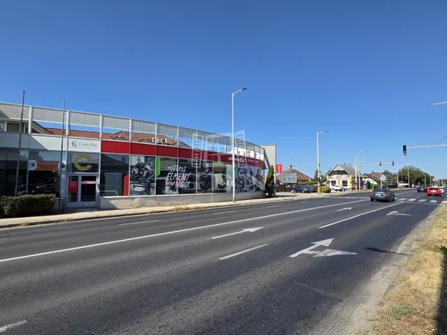 Kiadó kereskedelmi és ipari ingatlan Székesfehérvár, Öreghegy 276 nm