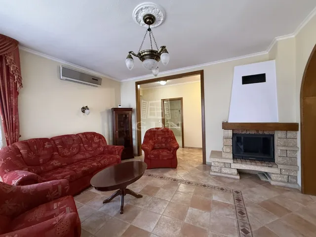 Eladó ház Székesfehérvár 174 nm