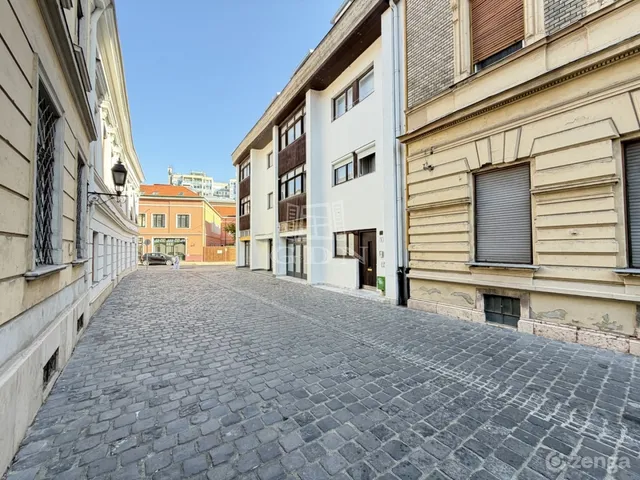 Eladó lakás Székesfehérvár, Belváros 58 nm