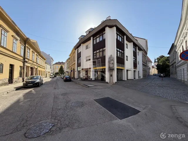 Eladó lakás Székesfehérvár, Belváros 58 nm