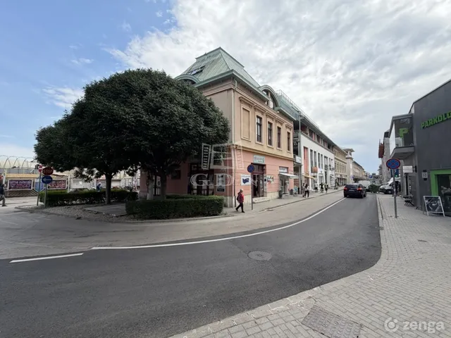 Kiadó lakás Székesfehérvár, Belváros 70 nm