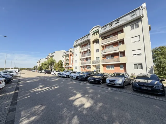 Eladó lakás Székesfehérvár, Palotaváros 57 nm