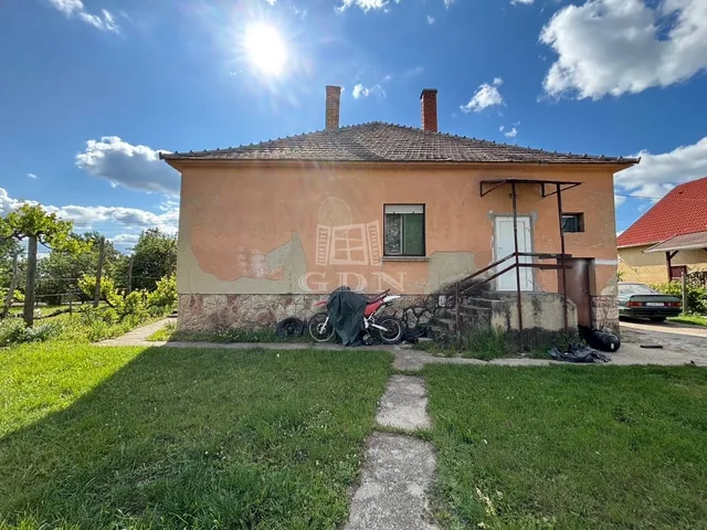 Eladó ház Komárom, Koppánymonostor 88 nm