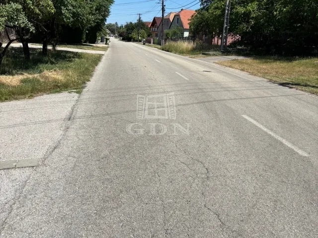 Eladó telek Komárom, Koppánymonostor 520 nm