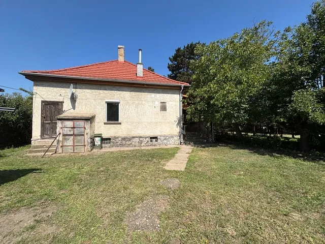 Eladó ház Komárom 60 nm