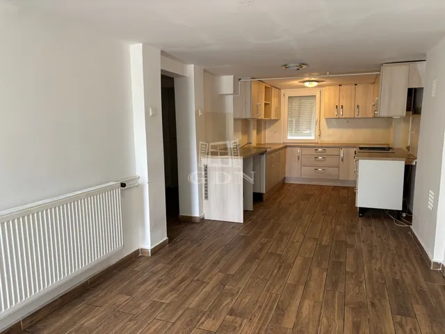 Eladó ház Komárom 120 nm