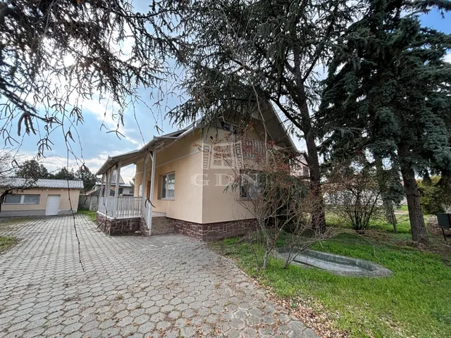 Eladó ház Komárom, Koppánymonostor 80 nm