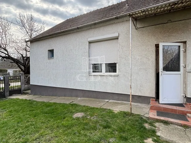 Eladó ház Mocsa 120 nm