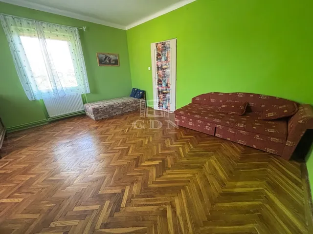 Eladó lakás Komárom 65 nm