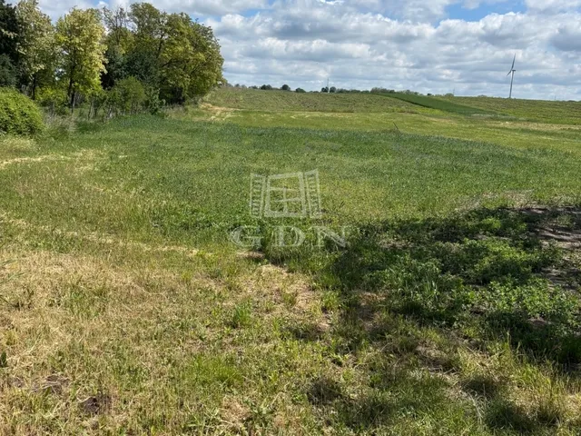 Eladó telek Kisigmánd 2467 nm