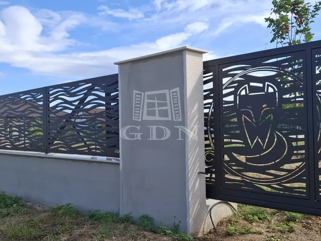Eladó telek Balatonszárszó 746 nm
