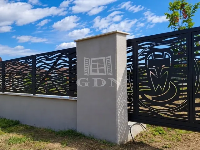 Eladó telek Balatonszárszó 746 nm