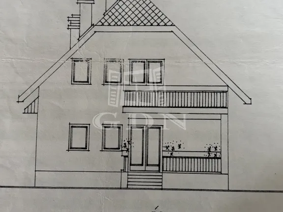 Eladó ház Siófok, Belváros 200 nm