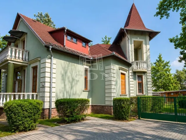Eladó kereskedelmi és ipari ingatlan Balatonszemes 360 nm