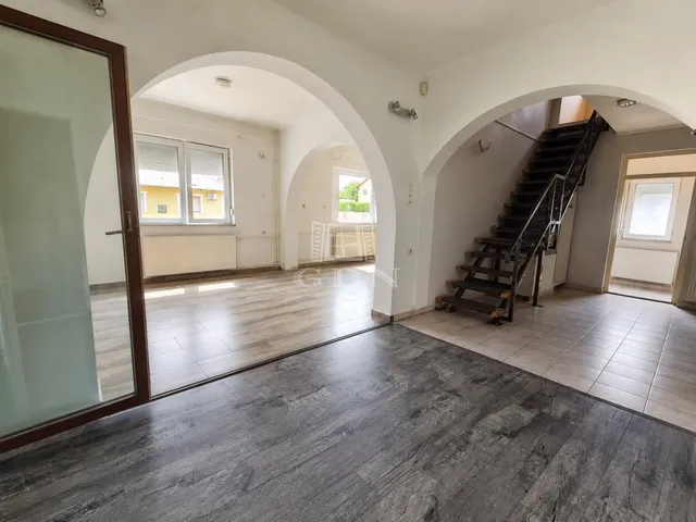 Eladó ház Szigethalom 140 nm