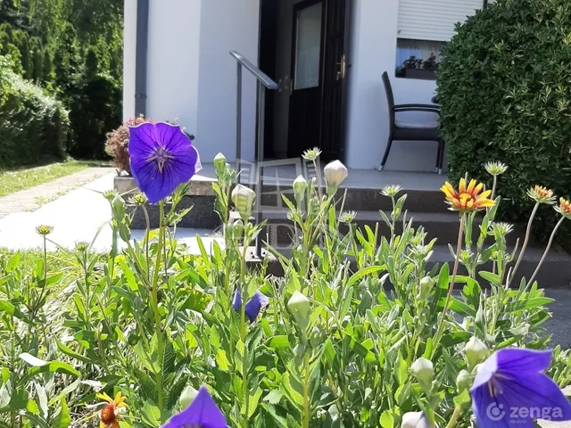 Eladó ház Siófok, Aranypart 180 nm