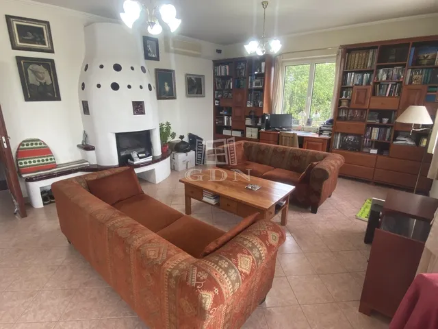 Eladó ház Szentendre, Izbég 235 nm